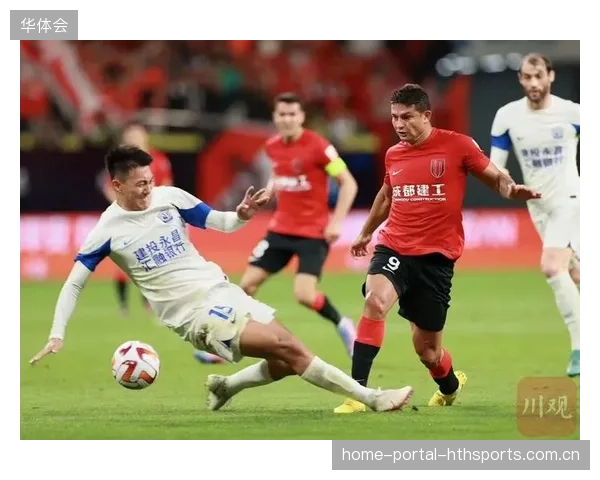 成都蓉城中路连贯推进引起现场喝彩